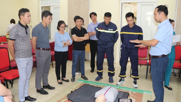 Đại học Y dược đào tạo giảng viên nguồn cấp cứu ngoại viện 