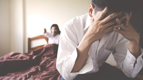 Ngộ nhận về "bản lĩnh đàn ông"- Coi chừng "tình mất, tật mang"