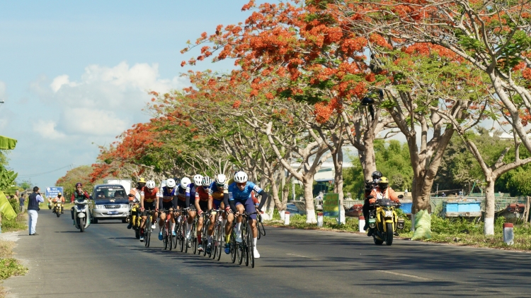 Giải xe đạp truyền hình TP.HCM – Trần Tuấn Kiệt chiến thắng chặng áp chót