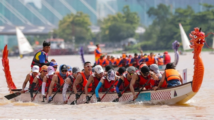 Lễ hội sông nước TP Hồ Chí Minh tái hiện những chuyến tàu huyền thoại