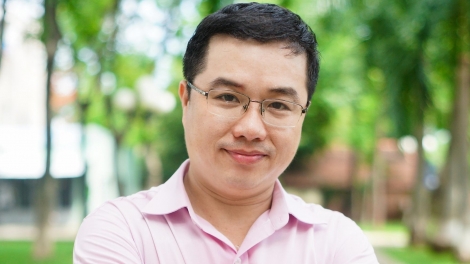 Năm 2019, PGS.TS Nguyễn Thời Trung lọt top những nhà khoa học được trích dẫn nhiều nhất trên thế giới. Tuy nhiên anh lại bị loại khỏi danh sách xét Giáo sư năm 2020.