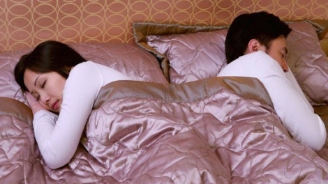 Vợ chồng không ngủ chung giường có hạnh phúc?