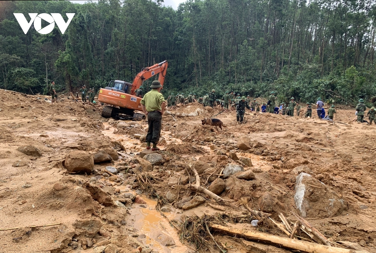 Nơi xảy ra vụ sạt lở vùi lấp hoàn toàn Khu vực tiểu khu 67 - nơi dừng chân của 13 người trong đoàn cứu hộ