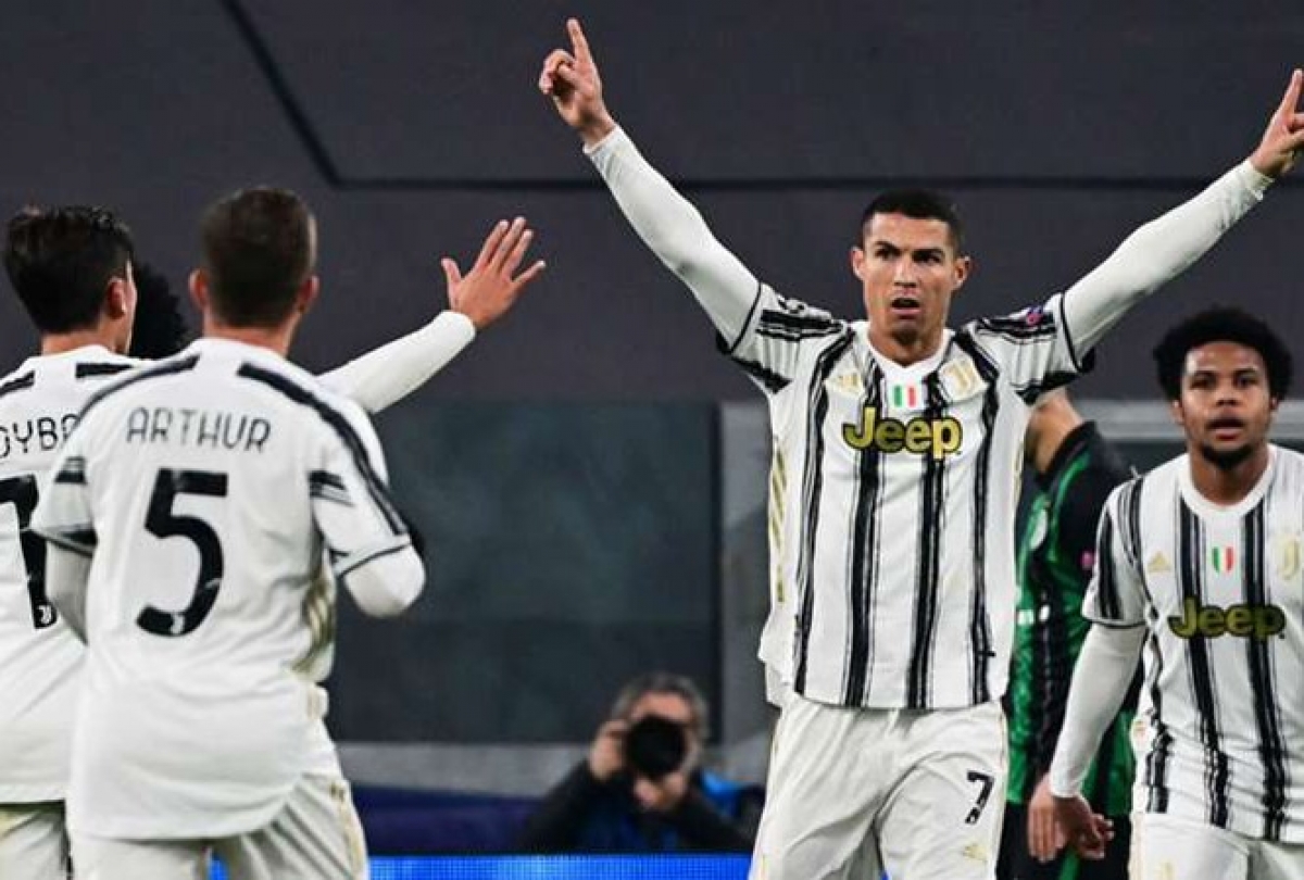 Ronaldo vẫn miệt mài ghi bàn ở tuổi 35