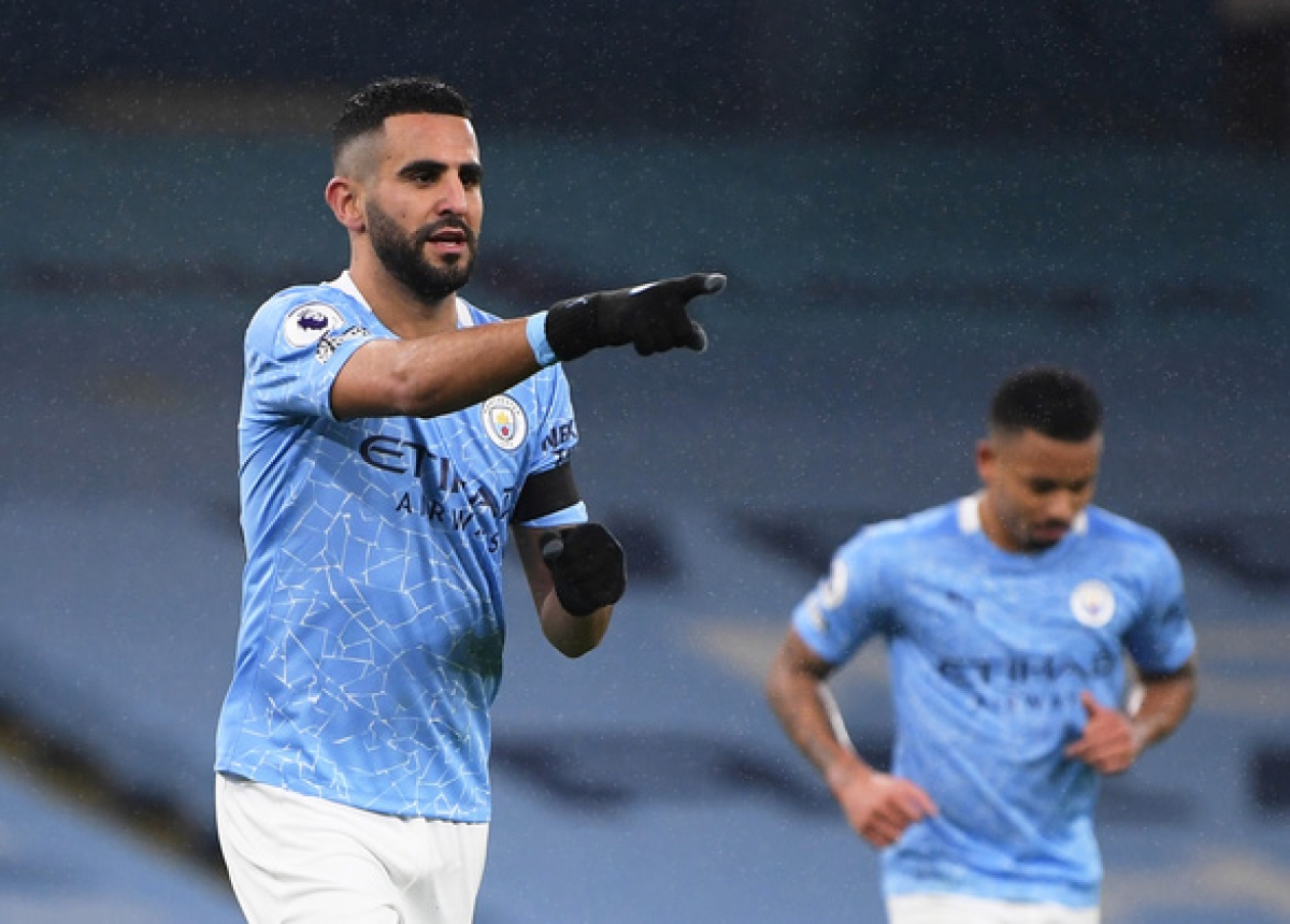 Riyad Mahrez lập hattrich cho Man City