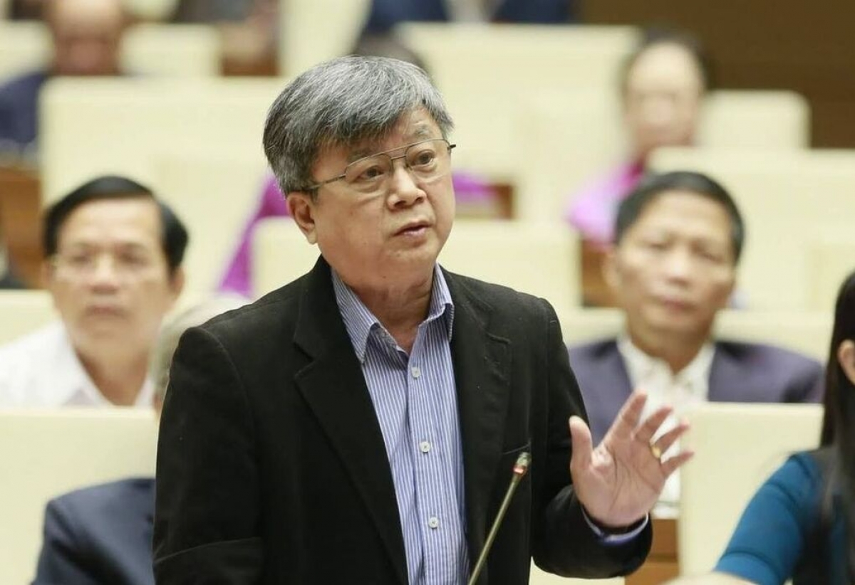 Luật sư Trương Trọng Nghĩa nêu vấn đề tại nghị trường Quốc hội