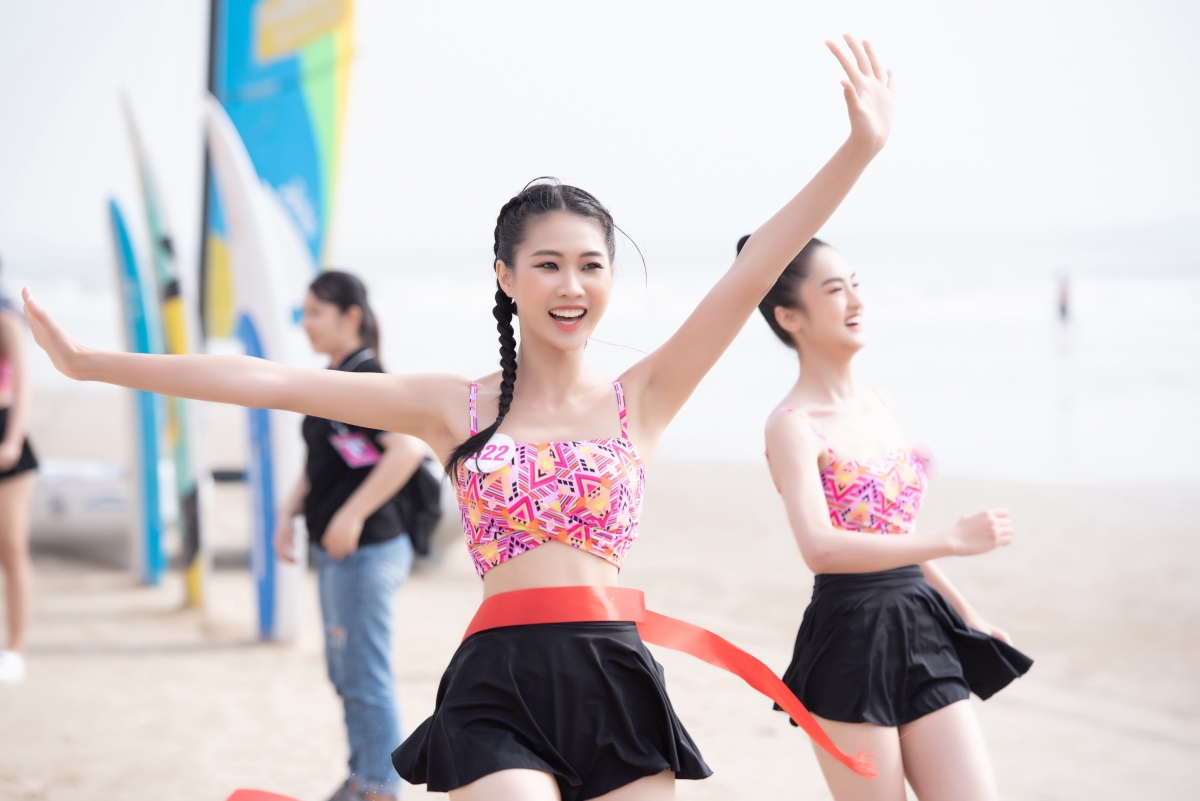Thí sinh Phạm Thị Ngọc Ánh về đích nhanh nhất, giành hạng nhất. 