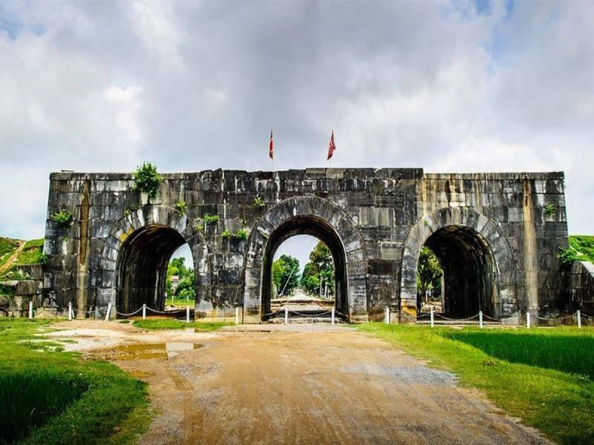 Thành nhà Hồ (Tanh Hóa).