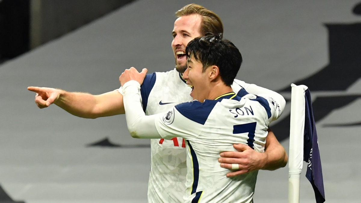 Son Heung-min, Harry Kane mừng bàn thắng đầu tiên