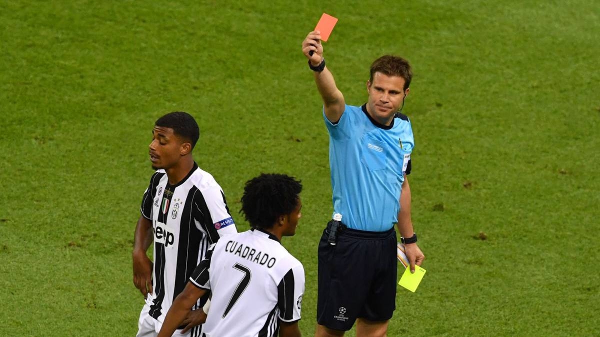 Juan Cuadrado là nguyên nhân chính dẫn đến thảm bại của Juventus