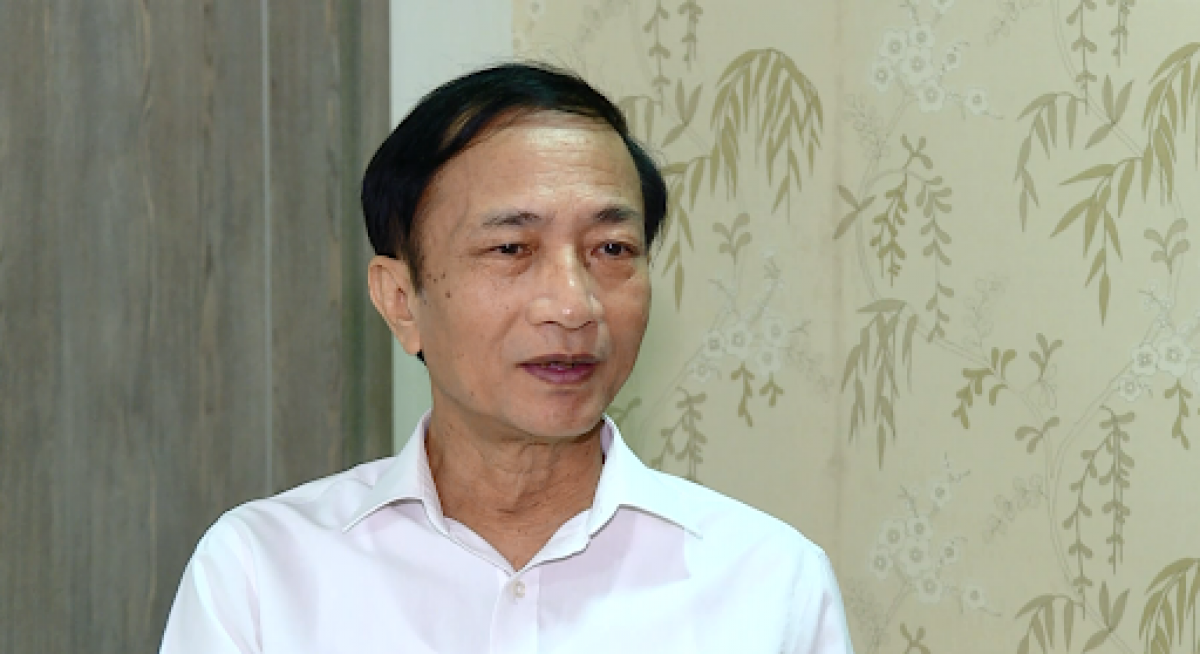 TS Hoàng Ngọc Vinh: Làm giảng viên ở trường đại học mà mua bằng thì nên chuyển nghề khác mà làm"