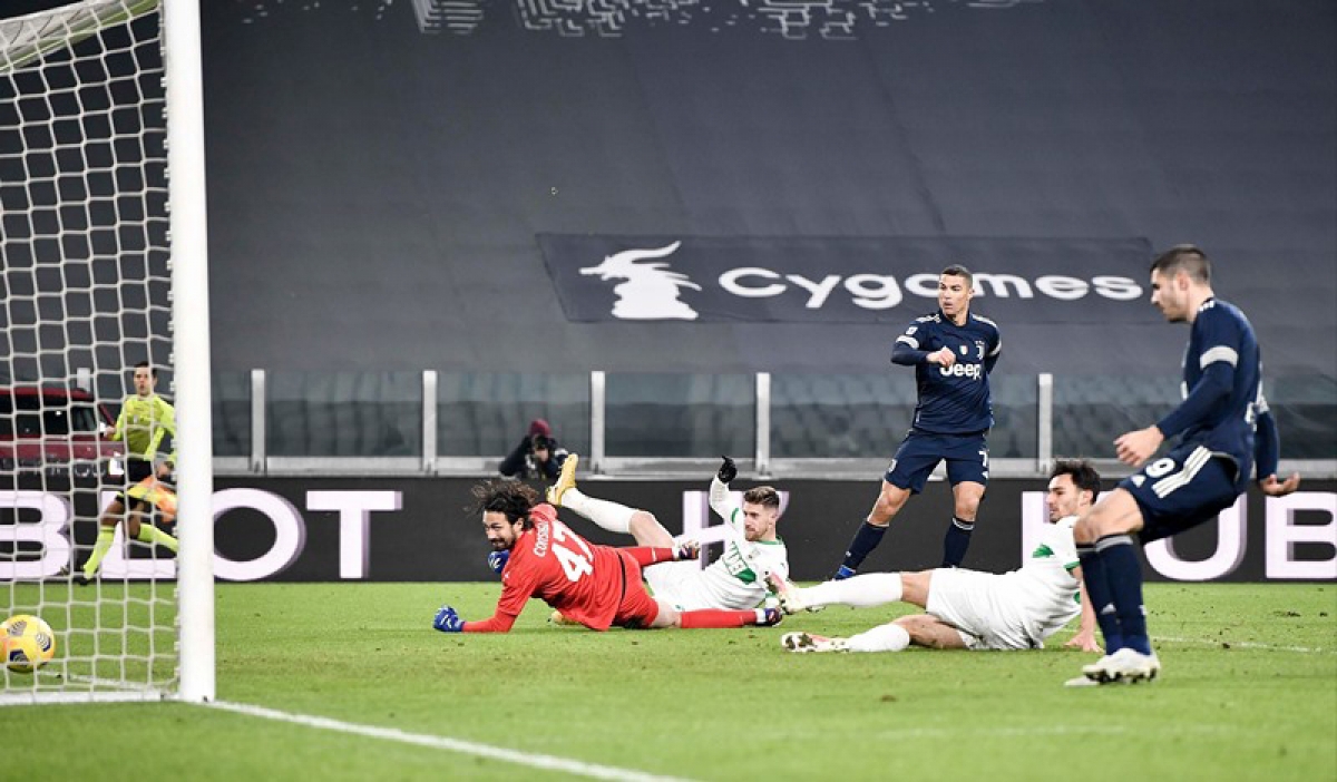 Ronaldo ghi bàn thứ 759 trong sự nghiệp