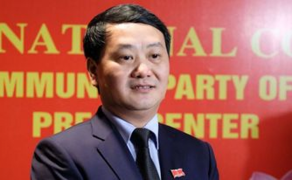 Ông Hầu A Lềnh, Uỷ viên Trung ương Đảng, Phó Chủ tịch - Tổng thư ký Uỷ ban Trung ương
Mặt trận Tổ quốc Việt Nam
