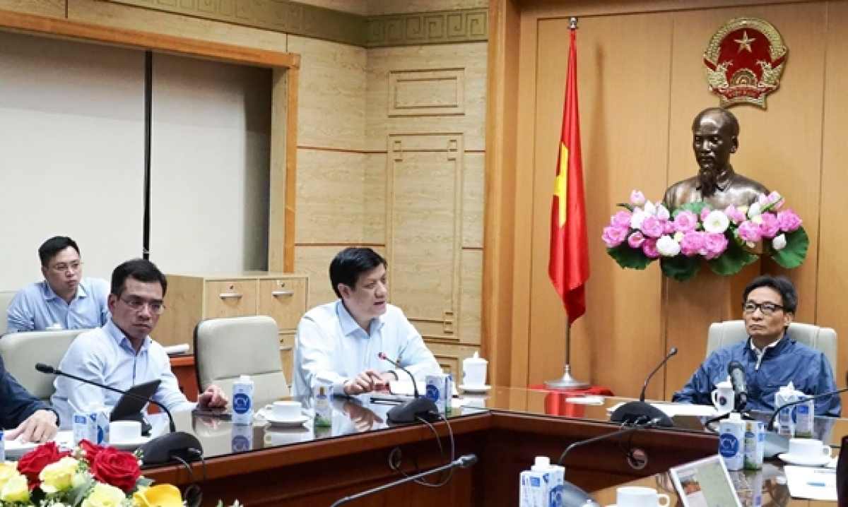 Bộ trưởng Nguyễn Thanh Long tại cuộc họp Thường trực Chính phủ