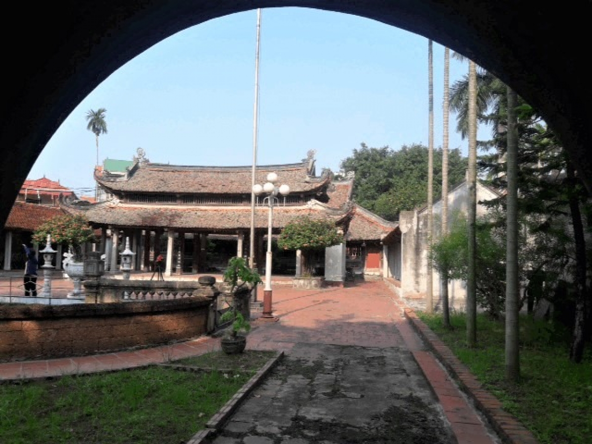 Đình Hạ Hiệp, nơi thờ phụng Hộ Quốc Công thần Hoàng Đạo, danh tướng của Nhị vua Hai Bà Trưng