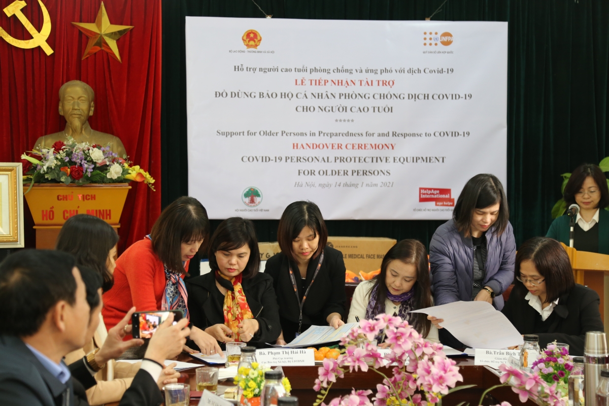 Việc chuẩn bị tốt các điều kiện cần thiết sẽ bảo vệ người cao tuổi khỏi các tác động từ đại dịch COVID-19