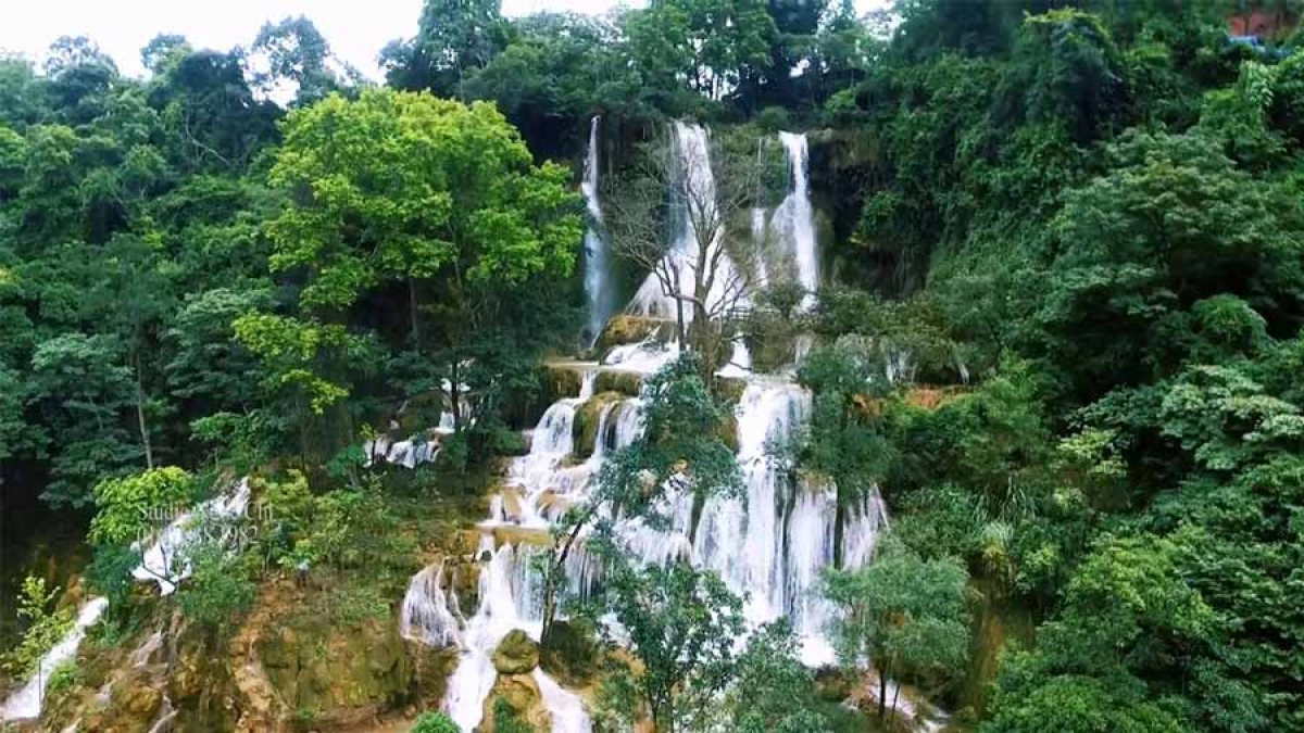 Thác Dải Yếm "viên ngọc quý" của cao nguyên Mộc Châu