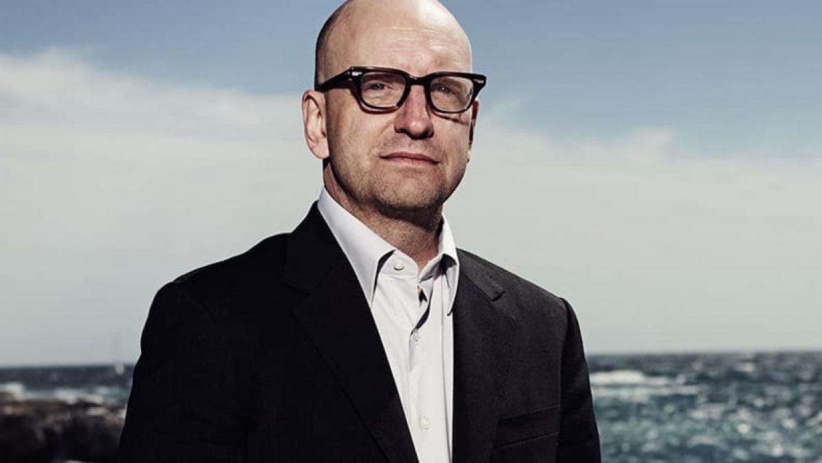 Đạo diễn lễ trao giải Oscar lần thứ 93 là nhà làm phim Steven Soderbergh