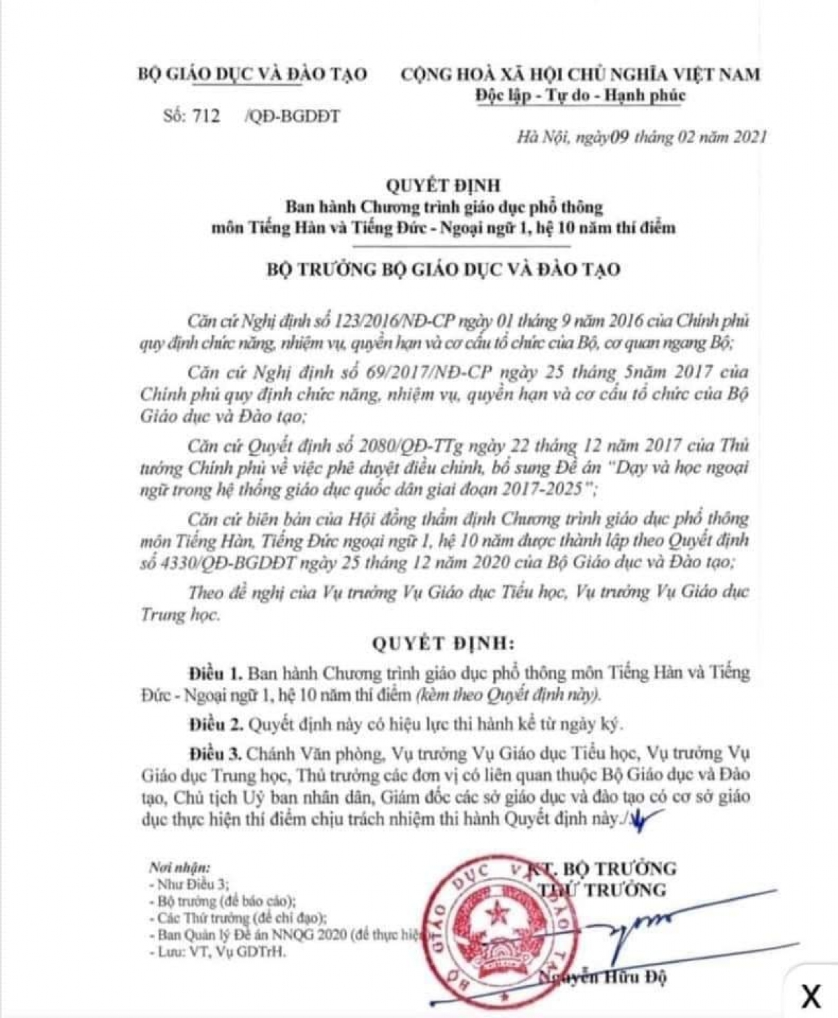 Bộ GD&ĐT Ban hành quyết định Chương trình giáo dục phổ thông môn Tiếng Hàn và Tiếng Đức - Ngoại ngữ 1, hệ 10 năm thí điểm.