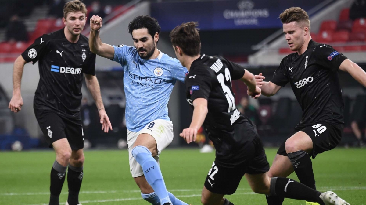Nếu nôn nóng tấn công để lật ngược tình thế, Borussia Monchengladbach có thể rơi vào bẫy mà Pep Guardiola và các cầu thủ Man City giăng ra (Ảnh: Internet)