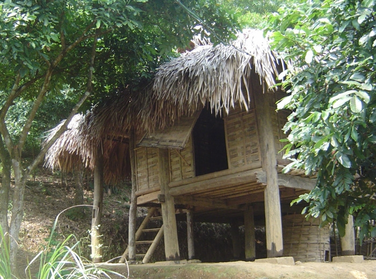 Nhà Nóc trọi