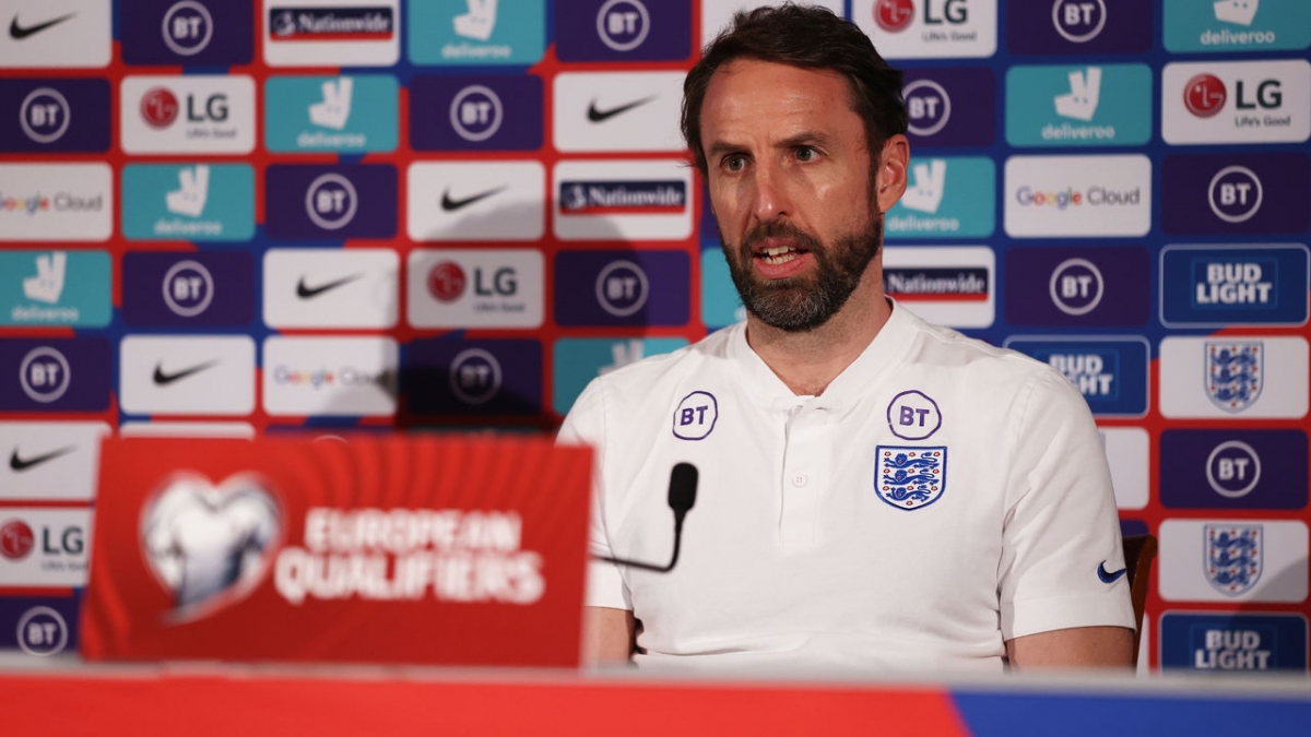 HLV Gareth Southgate cho rằng, việc vắng Robert Lewandowski không làm ảnh hưởng nhiều tới sức mạnh của Ba Lan (Ảnh: Internet)