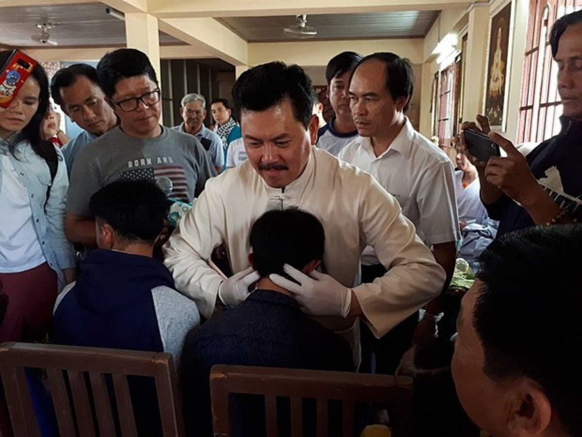 Ông Võ Hoàng Yên với những chiêu chữa bệnh "thần kỳ"