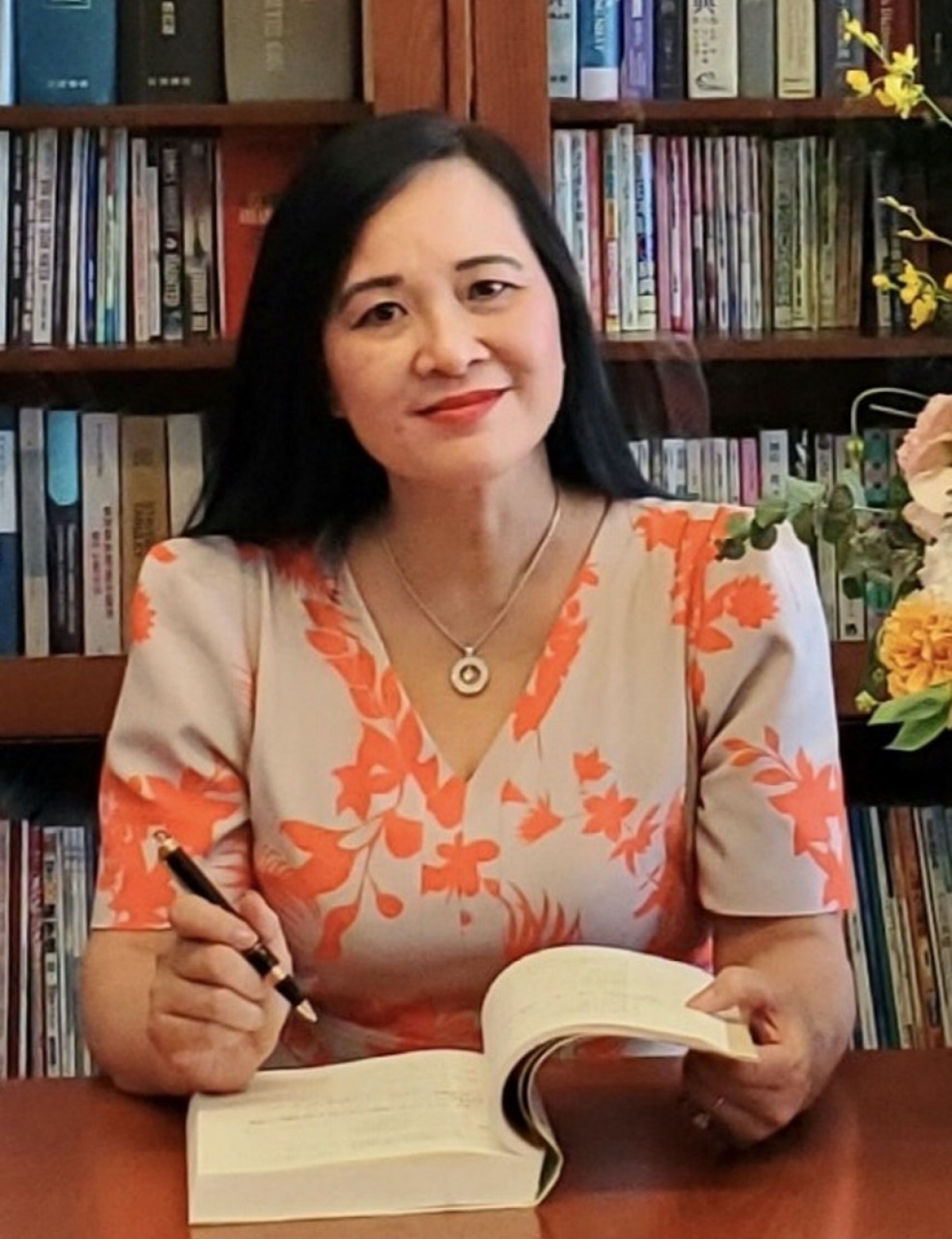 PGS.TS Ngô Minh Thủy: Việc chọn ngoại ngữ nào để học phụ thuộc vào điều kiện của từng trường học, từng địa phương, của từng phụ huynh chứ không ai ép buộc ai cả.