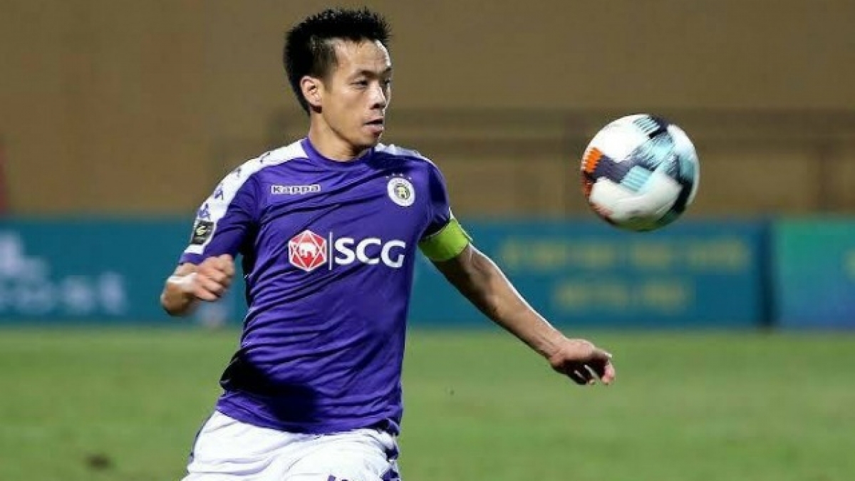 Đội trưởng Văn Quyết mong đợi ngày V.League trở lại (ảnh Internet)