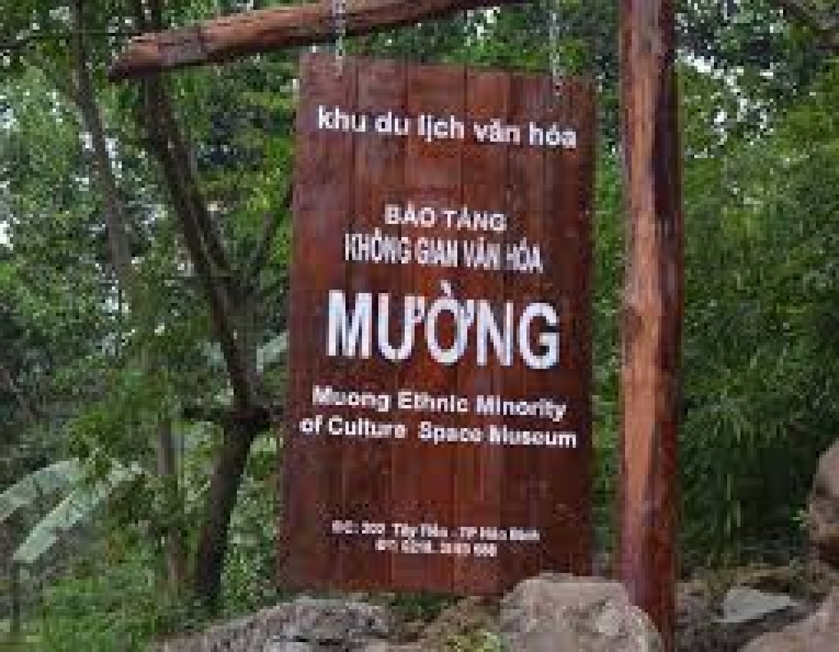 Bảo tàng Không gian văn hóa Mường là bảo tàng tư nhân đầu tiên về văn hóa Mường