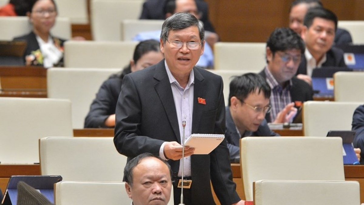 Đại biểu Tô Văn Tám (đoàn Kon Tum)