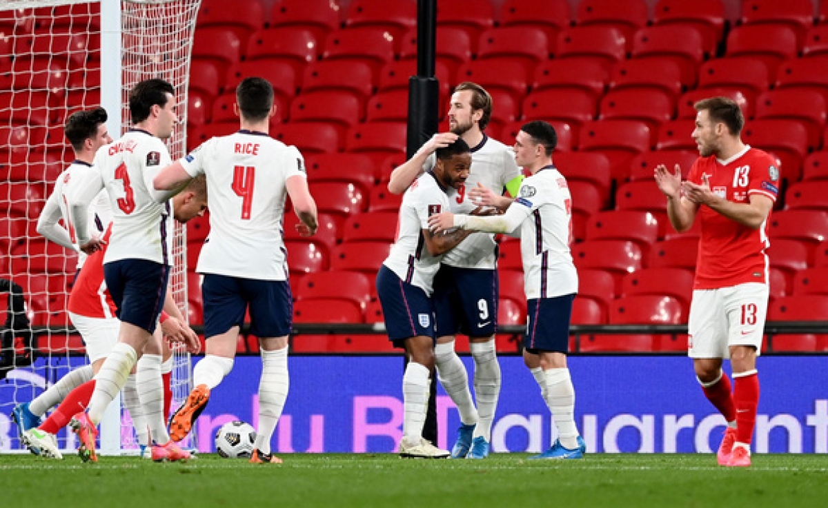 Các cầu thủ Anh mừng bàn thắng của Harry Kane (Ảnh: Internet)