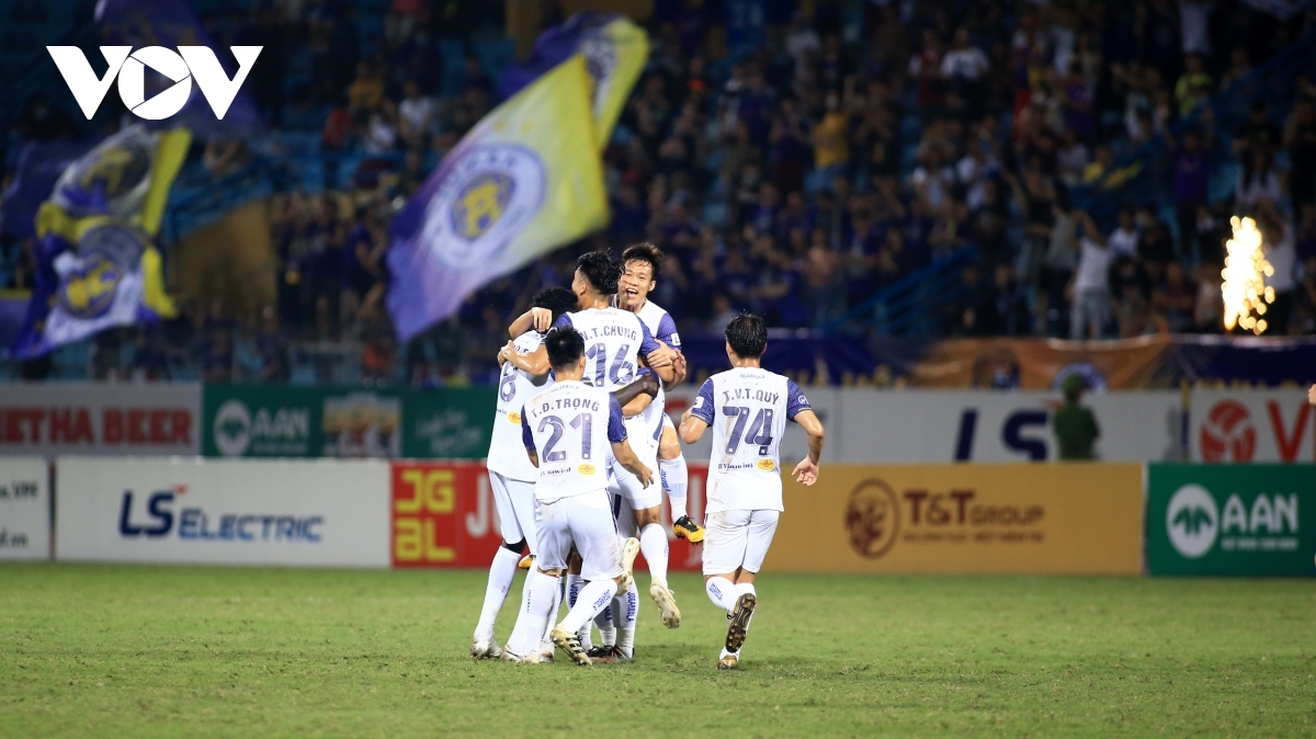 Chiến thắng 4-0 trước Quảng Ninh đã chấm dứt chuỗi 3 trận liên tiếp không thắng của Hà Nội FC.