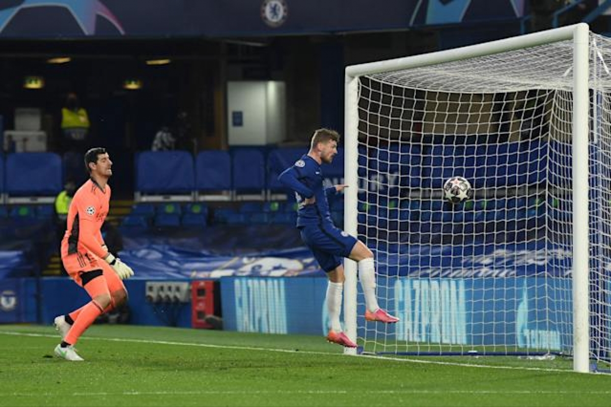 Timo Werner đánh đầu đưa Chelsea vươn lên dẫn trước (Ảnh: Internet)