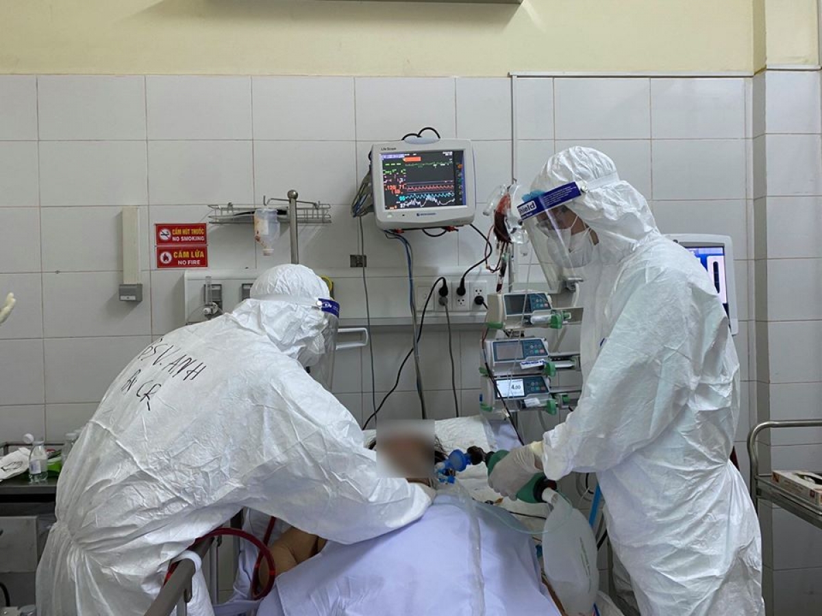 Điều trị cho bệnh nhân Covid-19. Ảnh minh họa