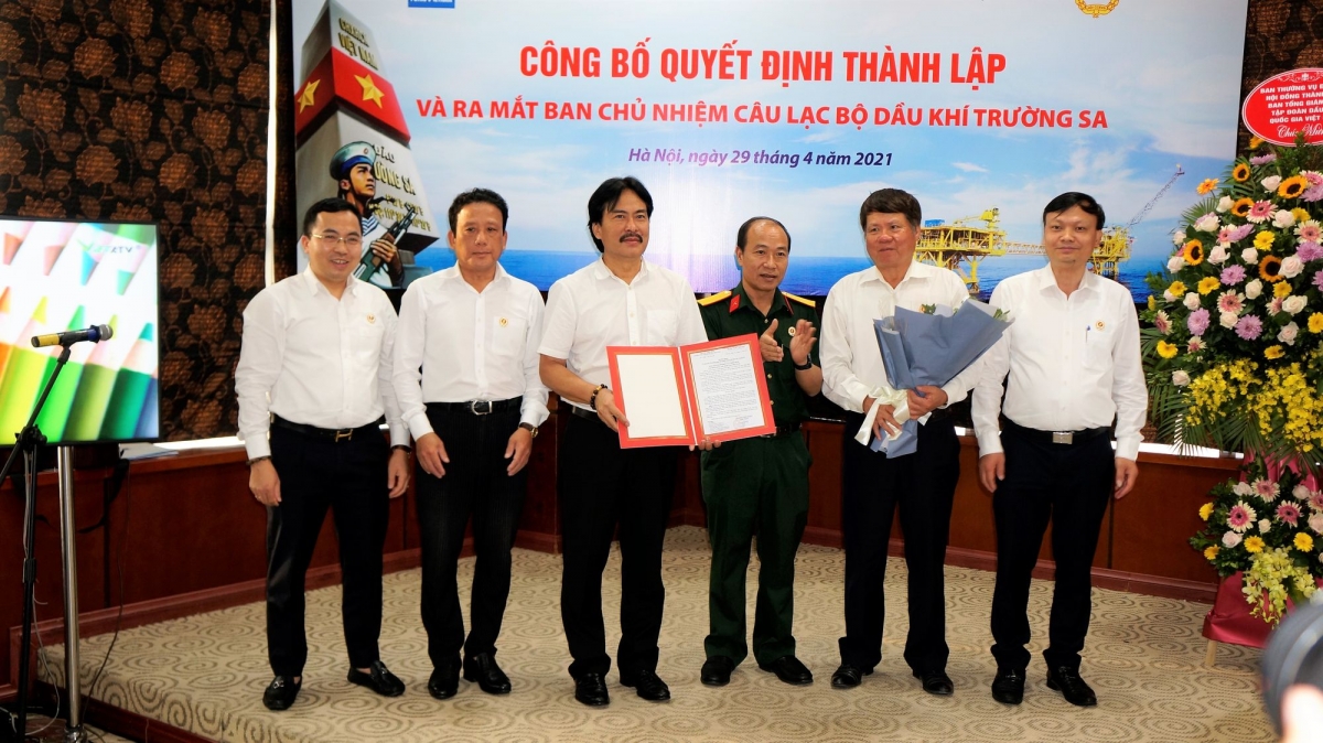 CLB Dầu khí Trường Sa - cánh tay nối dài của Hội CCB dầu khí