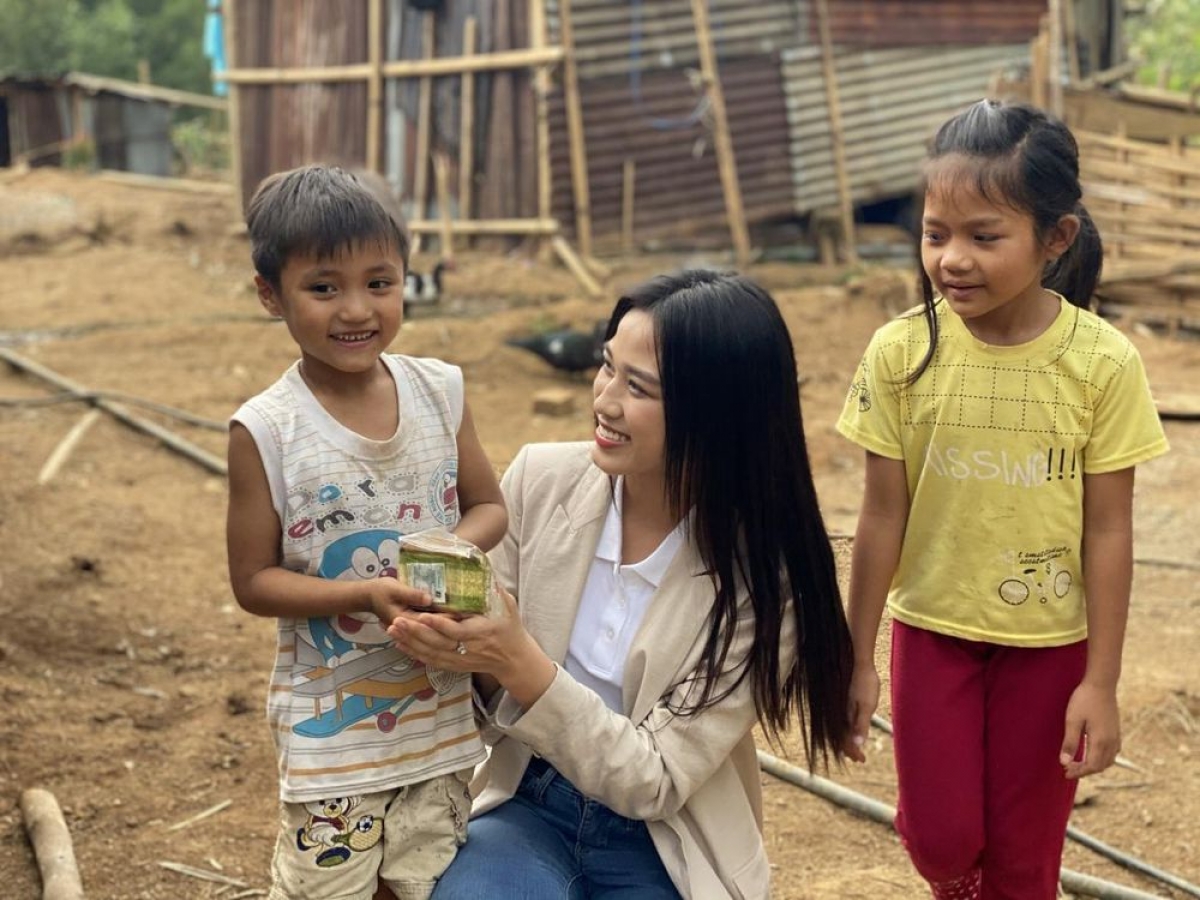 Đỗ Thị Hà trong chuyến đi đến Nam Trà My