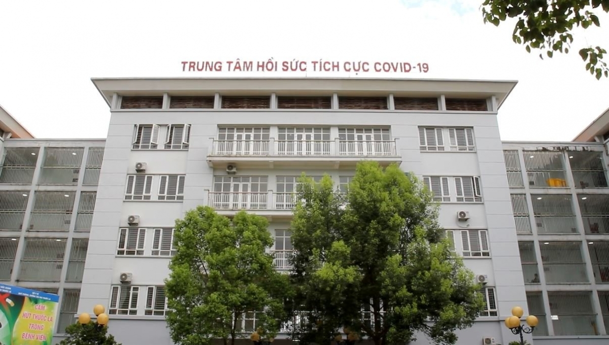 Trung tâm hồi sức tích cực lớn nhất miền Bắc được khánh thành ngày 4/6 vừa là dấu ấn quan trọng của tỉnh Bắc Giang, vừa là niềm vui mừng của ngành Y tế khi đã có “vũ khí”
để điều trị những ca bệnh nặng