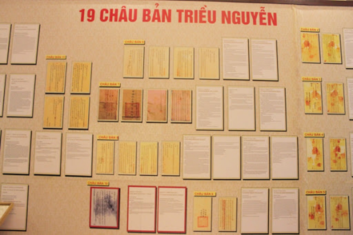 Châu bản triều Nguyễn được UNESCO công nhận là di sản tư liệu thế giới. Nguồn: Internet
