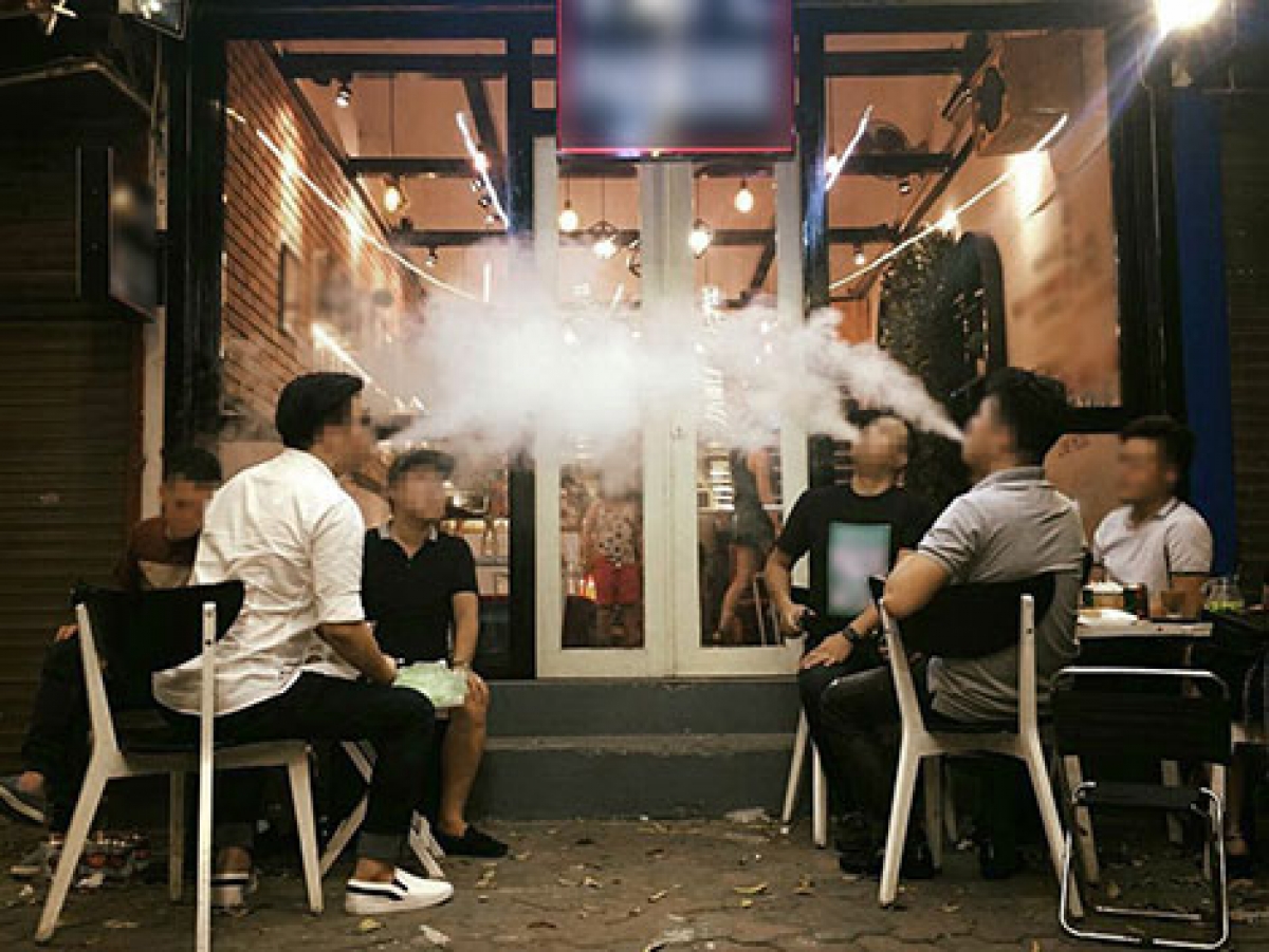 Tỷ lệ sử dụng thuốc lá điện tử đang gia tăng nhanh chóng trong giới trẻ