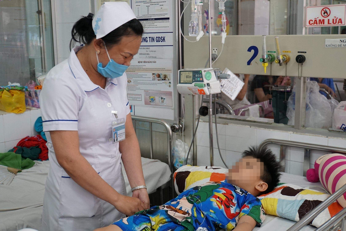 Nguy cơ tai nạn thương tích luôn rình rập và khó lường đối với trẻ