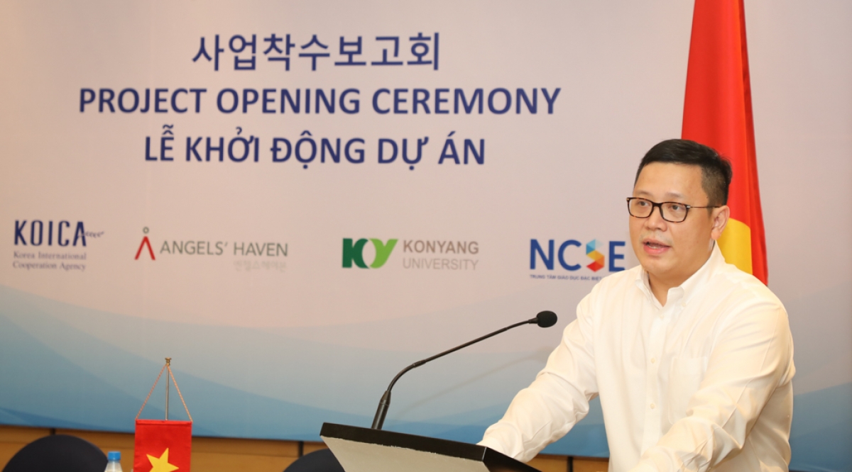GSTS Lê Anh Vinh - Phó viện trưởng Viện Khoa học Giáo dục Việt Nam