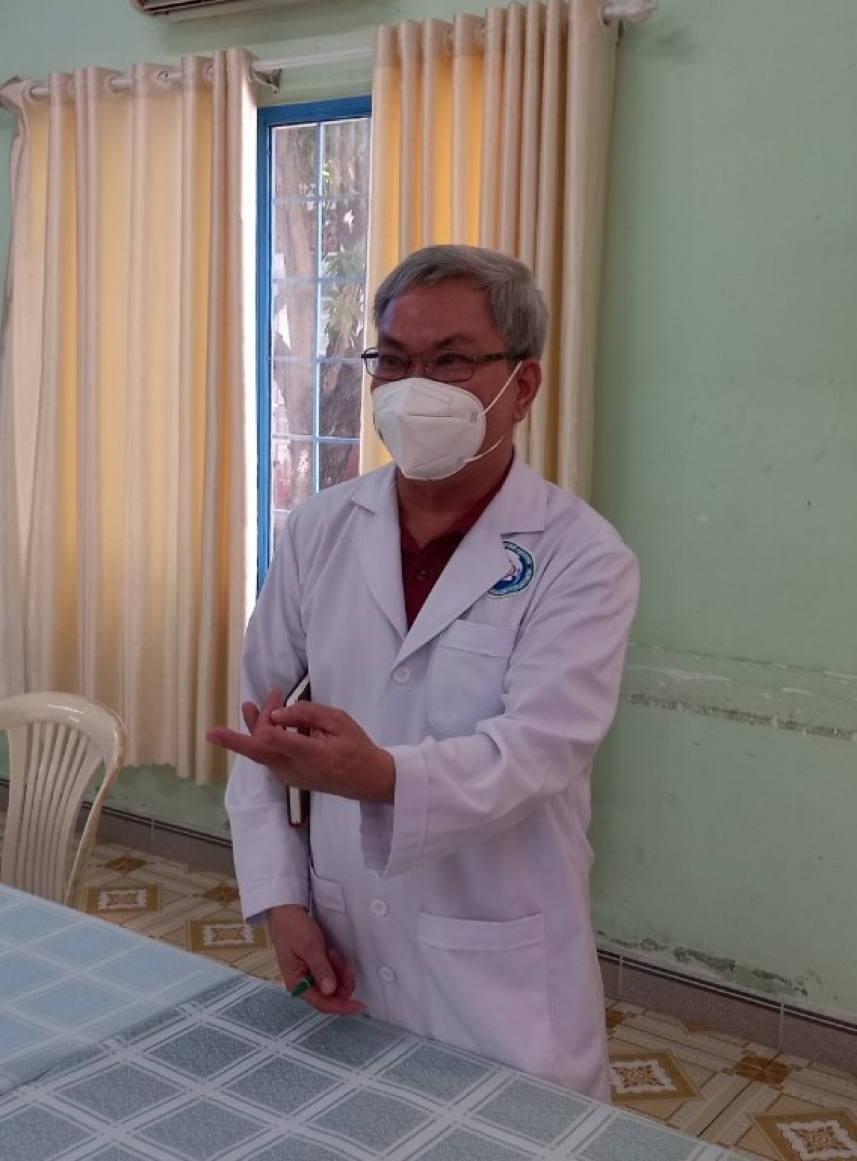 Bác sĩ Đặng Quốc Quân - Giám đốc Bệnh viện Đa khoa Hóc Môn: “Chúng tôi làm tất cả để xử lý kịp thời các ca chuyển nặng nhằm hạn chế ở mức tối đa tử vong”