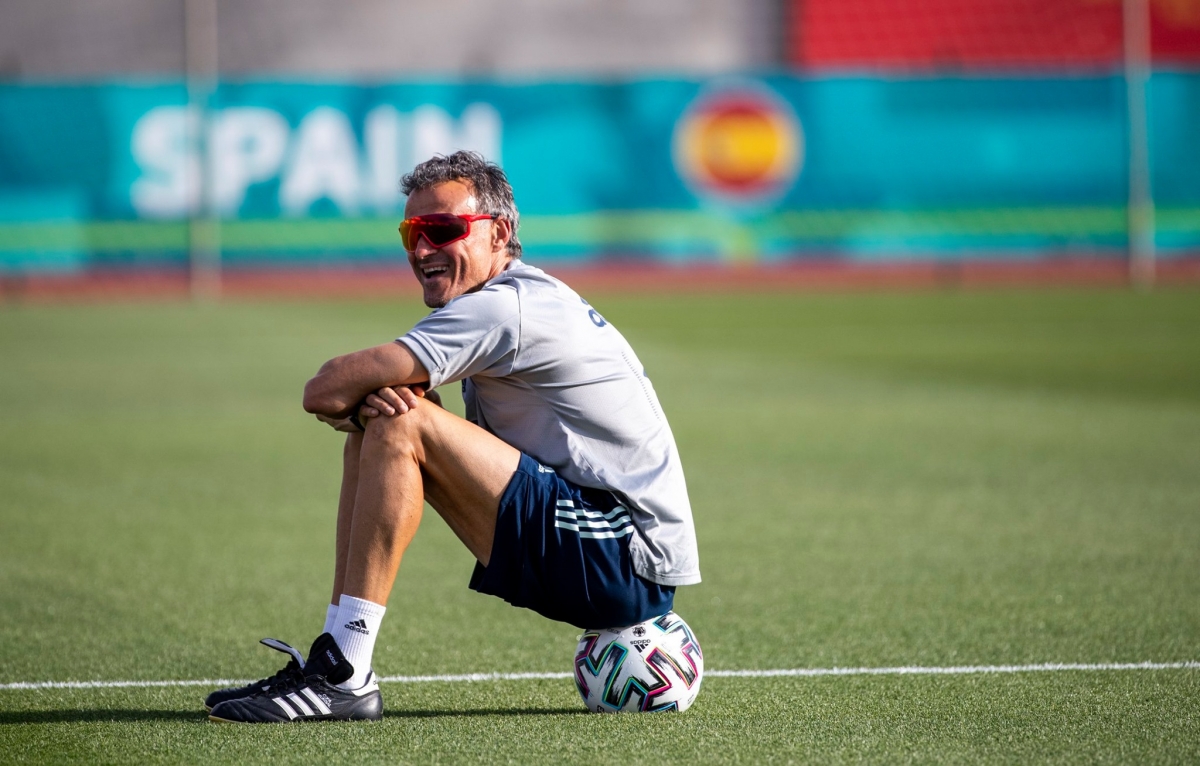 HLV Enrique bình thản chờ đại chiến với đội tuyển Italia (Ảnh: SeFutbol)