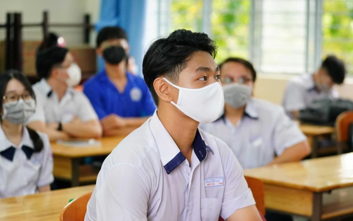 Tại nhiều địa phương tổ chức thi đợt 2, những thí sinh F1 F2 sẽ được bố trí xe đưa đón đến điểm thi