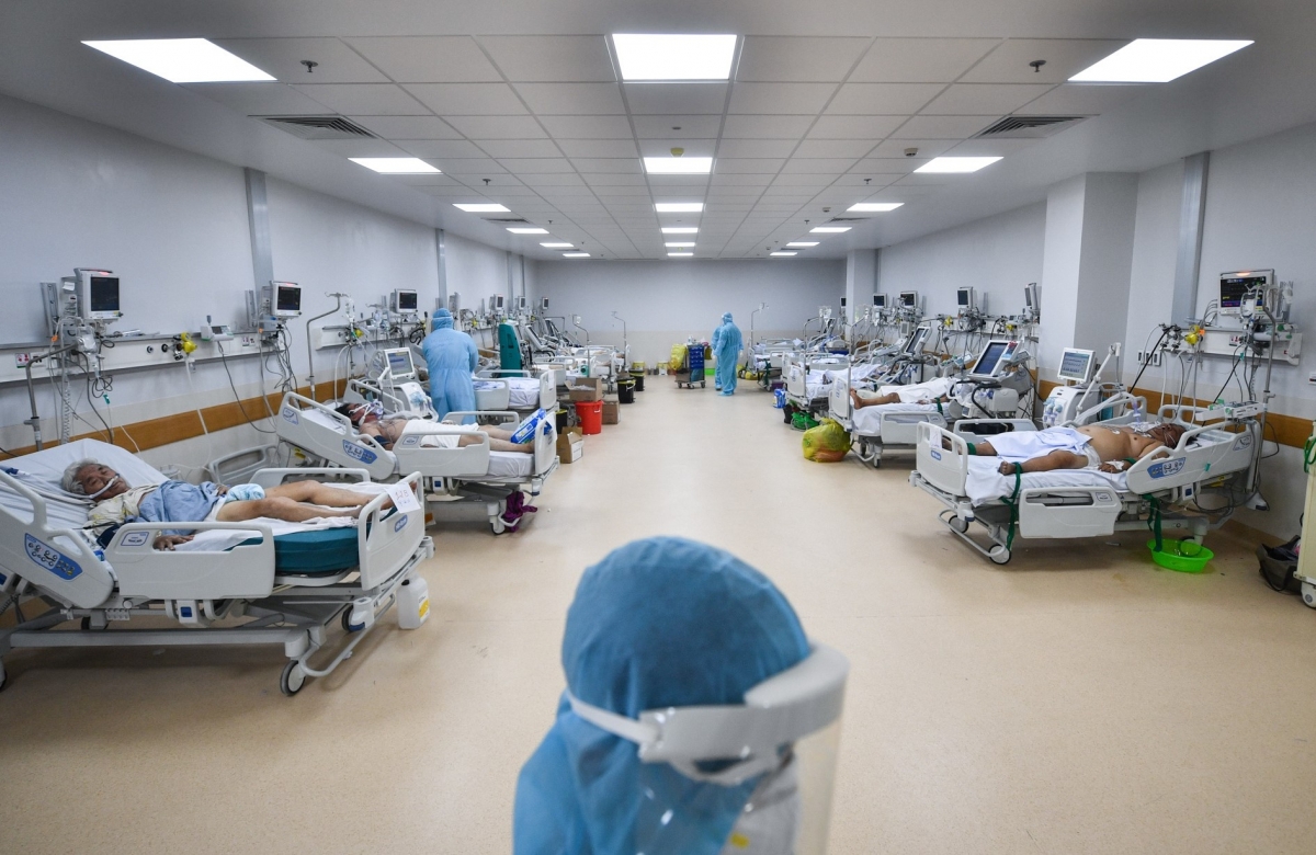 Bệnh viện hồi sức COVID-19