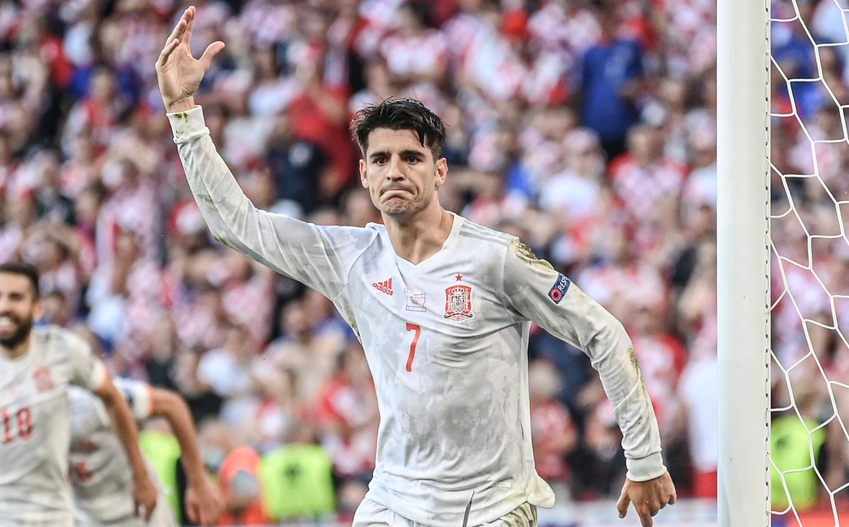 Alvaro Morata phải nỗ lực hơn nữa để chứng tỏ niềm tin của HLV Luis Enrique đối với anh