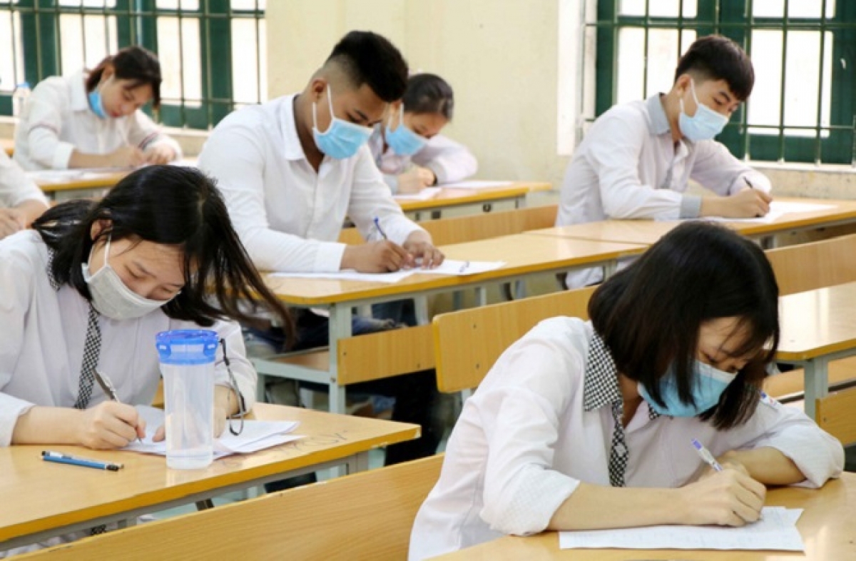 Dịch Covid-19 diễn biến phức tạp, Bộ GD-ĐT đã bổ sung nhiều đối tượng học sinh được xét đặc cách công nhận tốt nghiệp THPT năm 2021