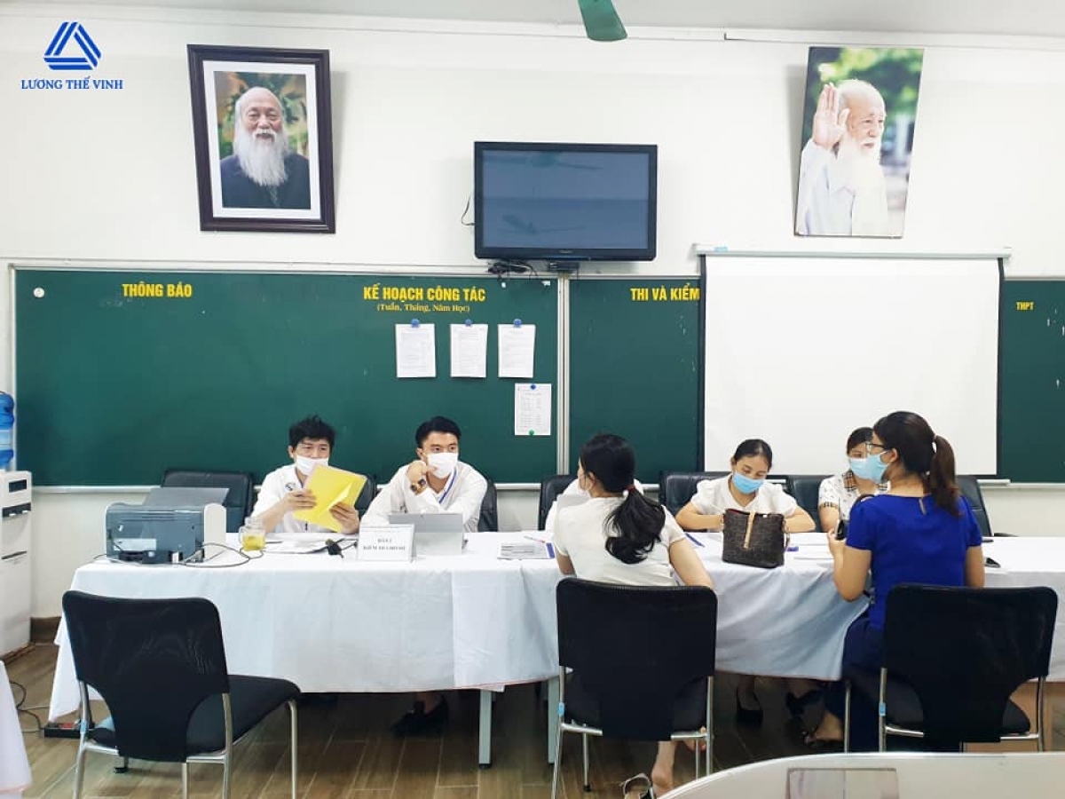 ngày 30/6 và 1/7, trường Lương Thế Vinh đã tổ chức nhập học cho các học sinh trúng tuyển vào lớp 10 năm học 2021 – 2022
