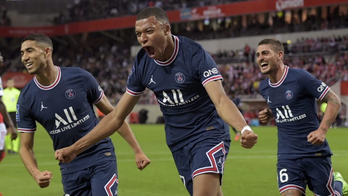 Kylian Mbappe ghi cả hai bàn cho PSG trong trận thắng Reims (Ảnh: Internet)